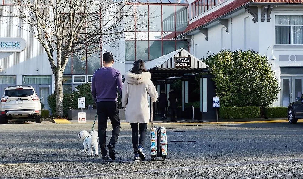 グランビル アイランド ホテル バンクーバー