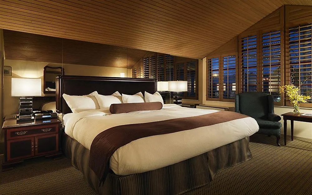 Granville Island Hotel Vancouver